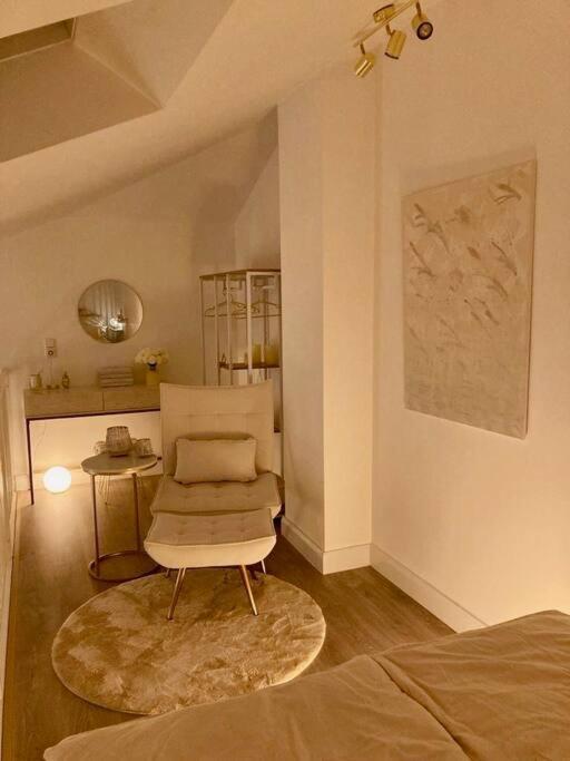 Amalfi Home - Stylish Apartment With Terrace Шёнефельд Экстерьер фото