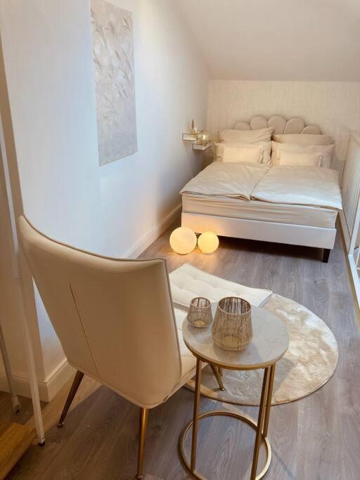 Amalfi Home - Stylish Apartment With Terrace Шёнефельд Экстерьер фото