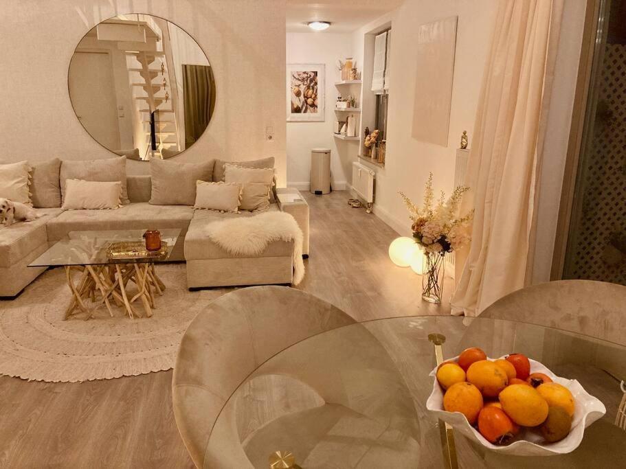 Amalfi Home - Stylish Apartment With Terrace Шёнефельд Экстерьер фото